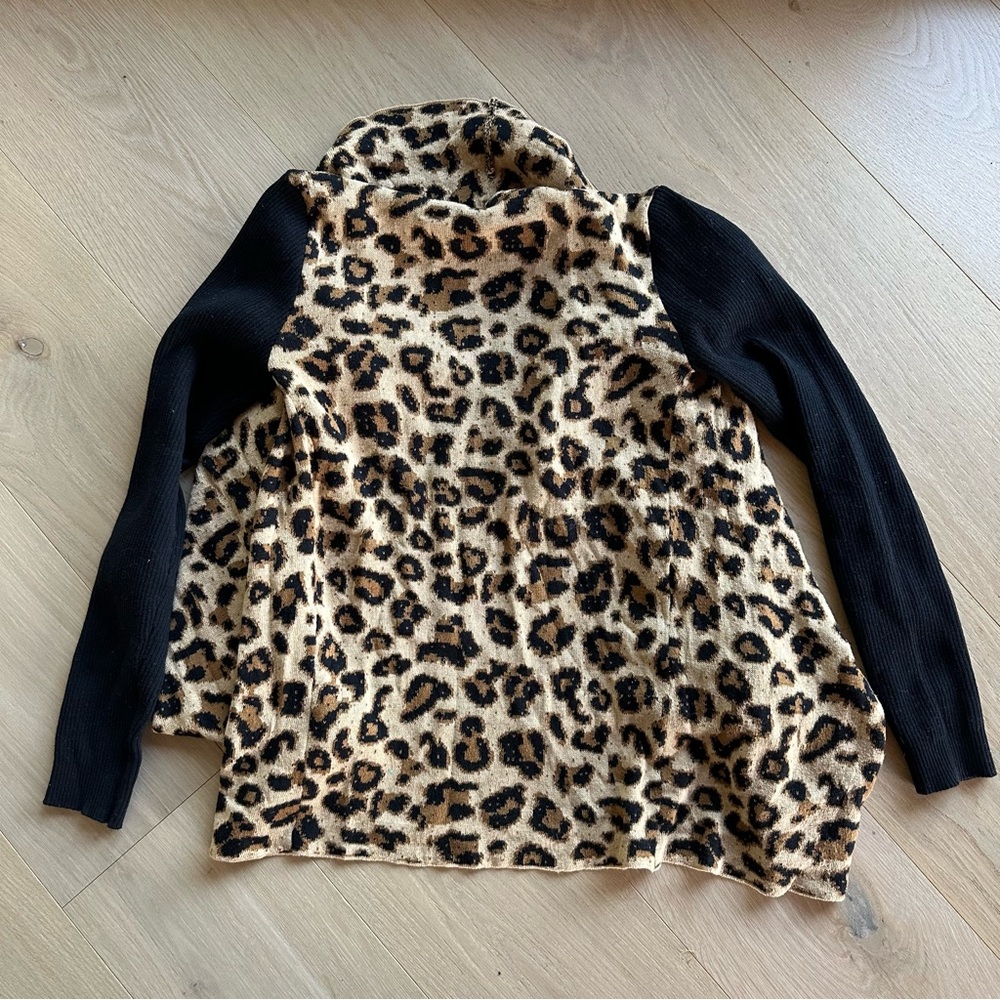 Fox Racing Leopard Print Open Front Cardigan - Picture 3 of 5